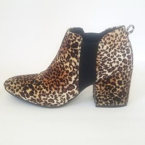 DbDk Fashion Leapard / Cheetah Animal Print Chunky Heels Size 10.